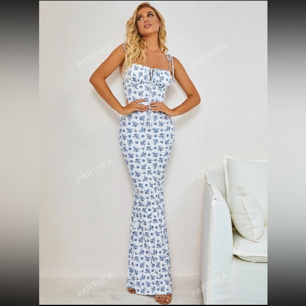 Viral floral form-fitting long dress